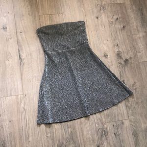 Mini strapless party dress